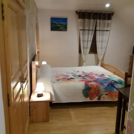 Le P'tit Bonheur Bed and Breakfast Chilly-sur-Salins